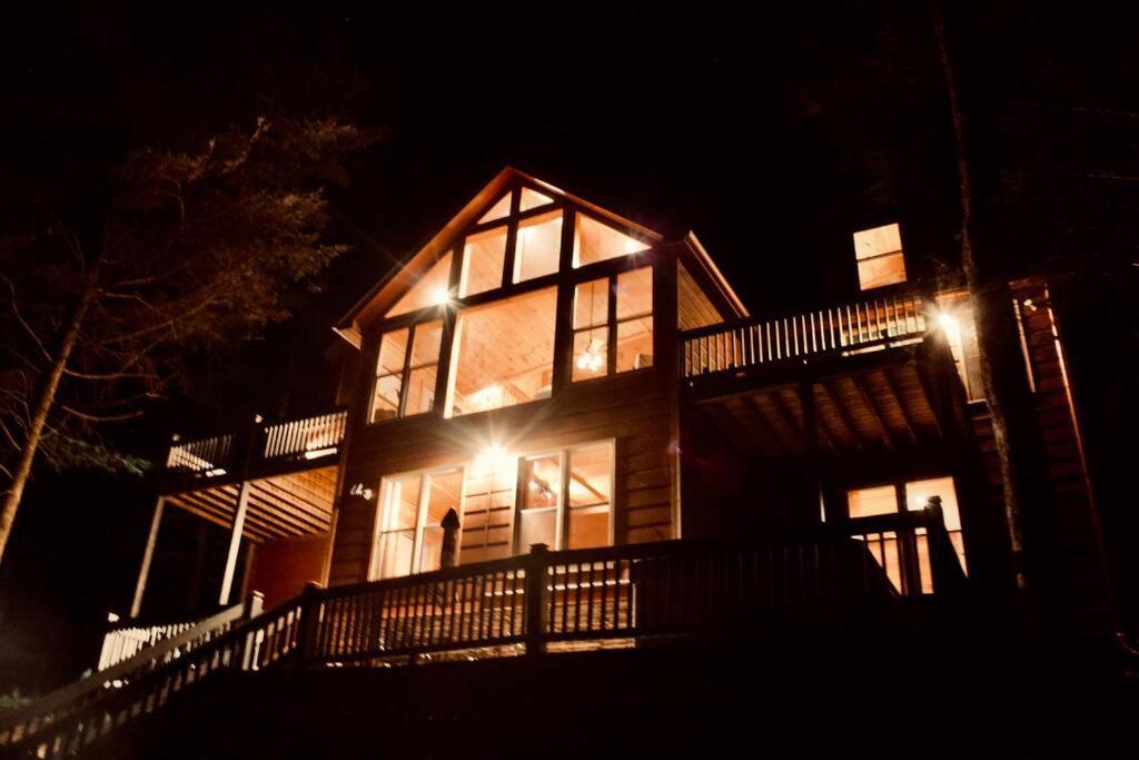 Private Creekside Cabin+Hot Tub,Pool Table, & Pets Ellijay Exterior photo